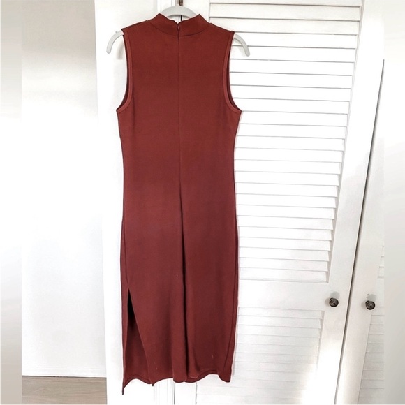 Vici Burgundy Sleeveless Midi Dress - Picture 3 of 5